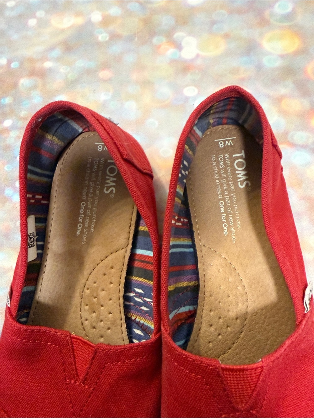 Toms Red Canvas Slip-On Flats 8 - Picture 2 of 5